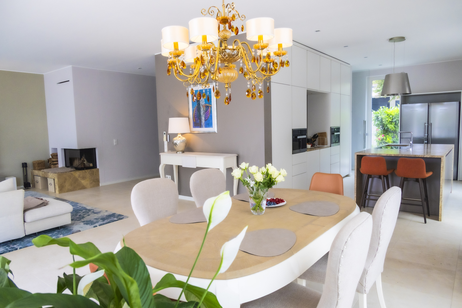 Architektonisches Juwel in Hietzing: Lift, Pool, Sauna und Smart-Home-System