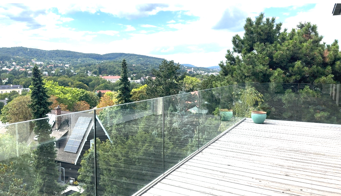 Architektonisches Juwel in Hietzing: Lift, Pool, Sauna und Smart-Home-System